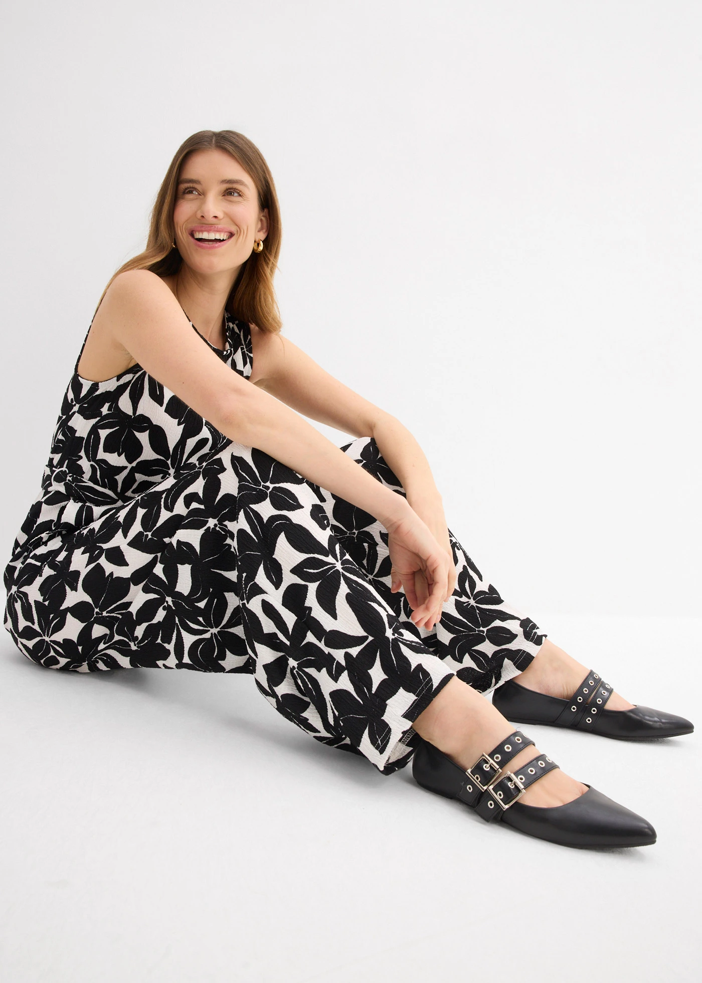 Combinaison en jersey • crème-noir floral • Boutique bonprix