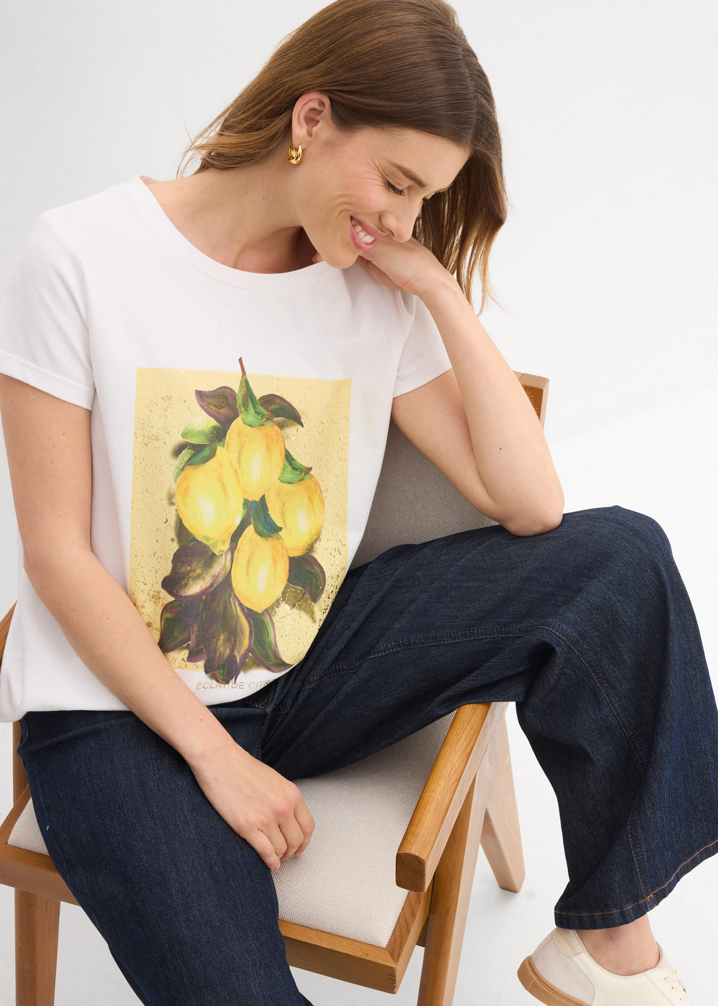 T-shirt en coton extensible • blanc imprimé • Boutique bonprix