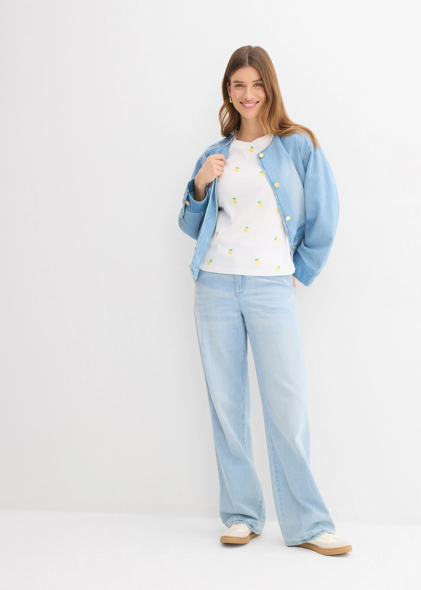 Geribd shirt met borduursel van puur biologisch katoen • wit • bonprix online shop