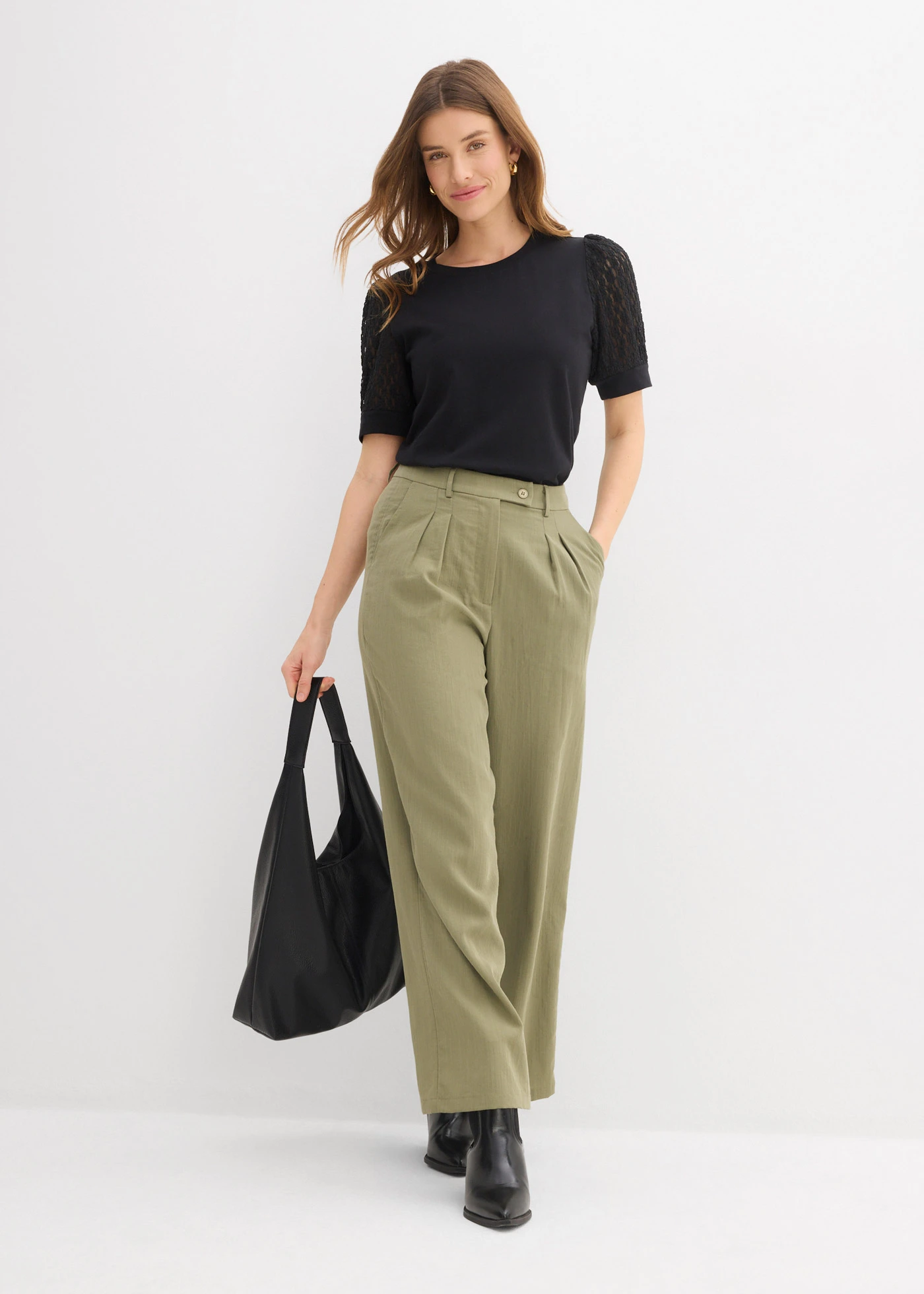 T-shirt en coton extensible • noir • Boutique bonprix