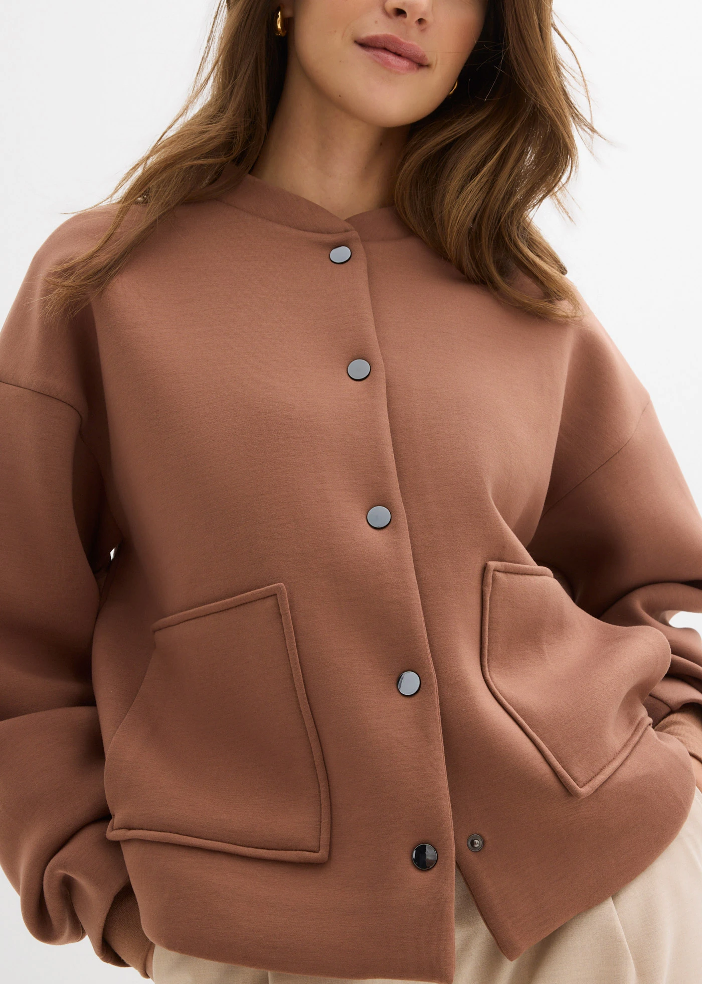 Bomber van comfortabele scuba • kastanjebruin • bonprix online shop