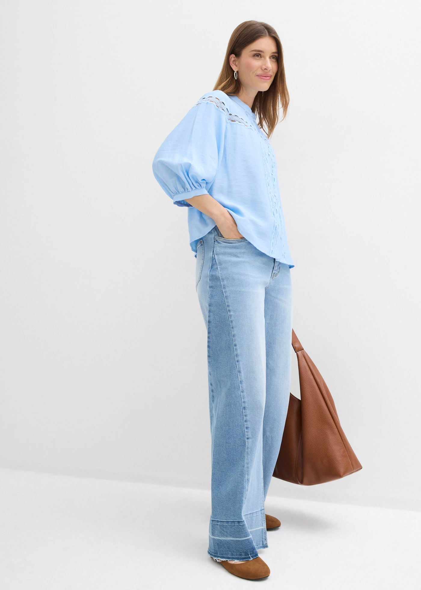 Blouse • bleu clair • Boutique bonprix