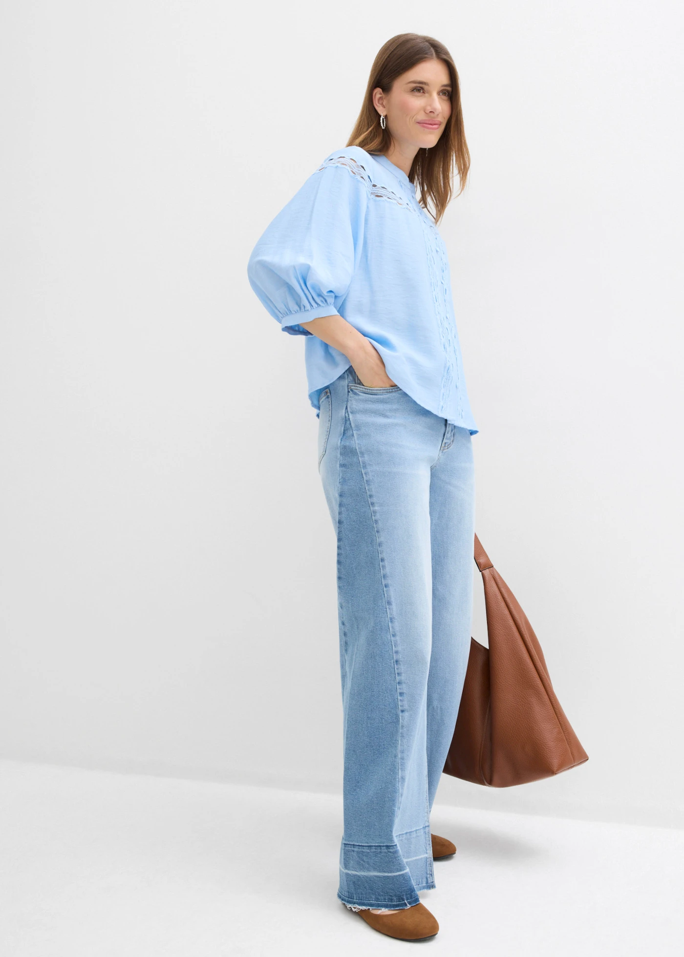 Bluză din bumbac cu broderie • bleu • magazin bonprix