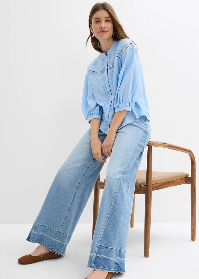 Blouse van geborduurd katoen • lichtblauw • product-page.page-title-suffix