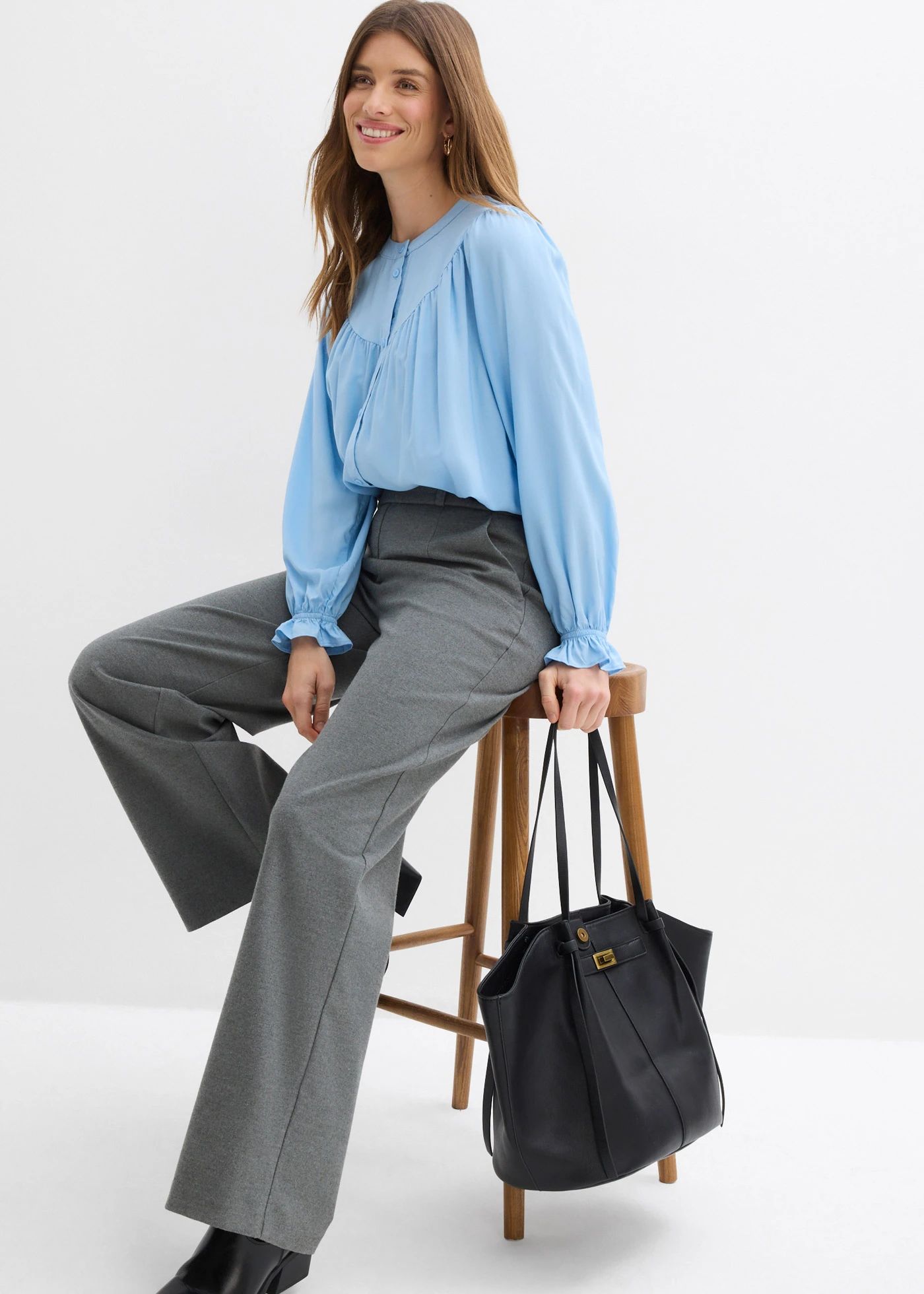 Prairieblouse van soepele viscose • lichtblauw • bonprix online shop