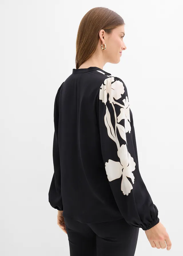 Tuniekblouse van soepel satijn, Kleur: zwart gebloemd