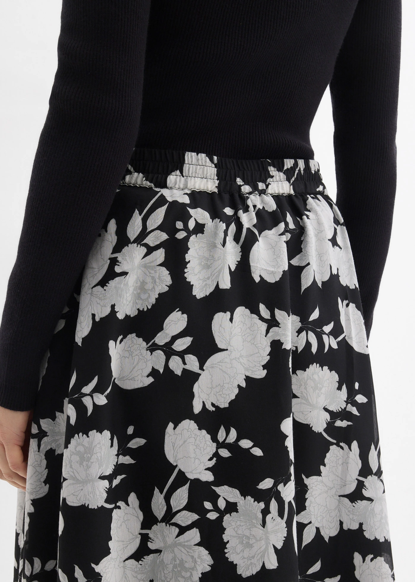 Jupe longue • noir floral • Boutique bonprix