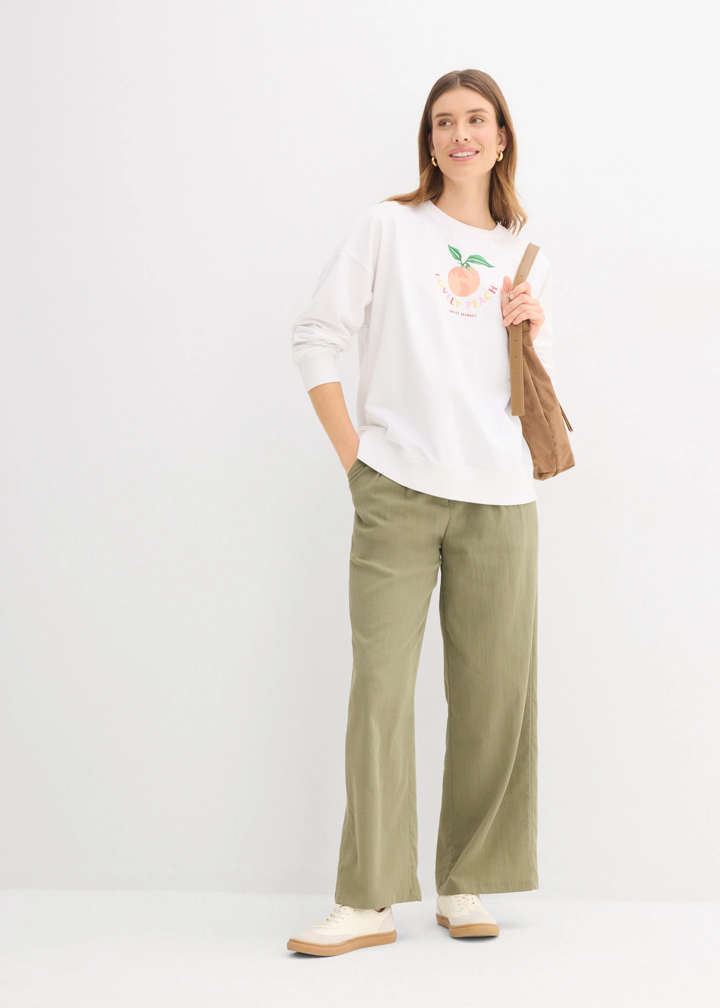 Sweat oversize • blanc • Boutique bonprix