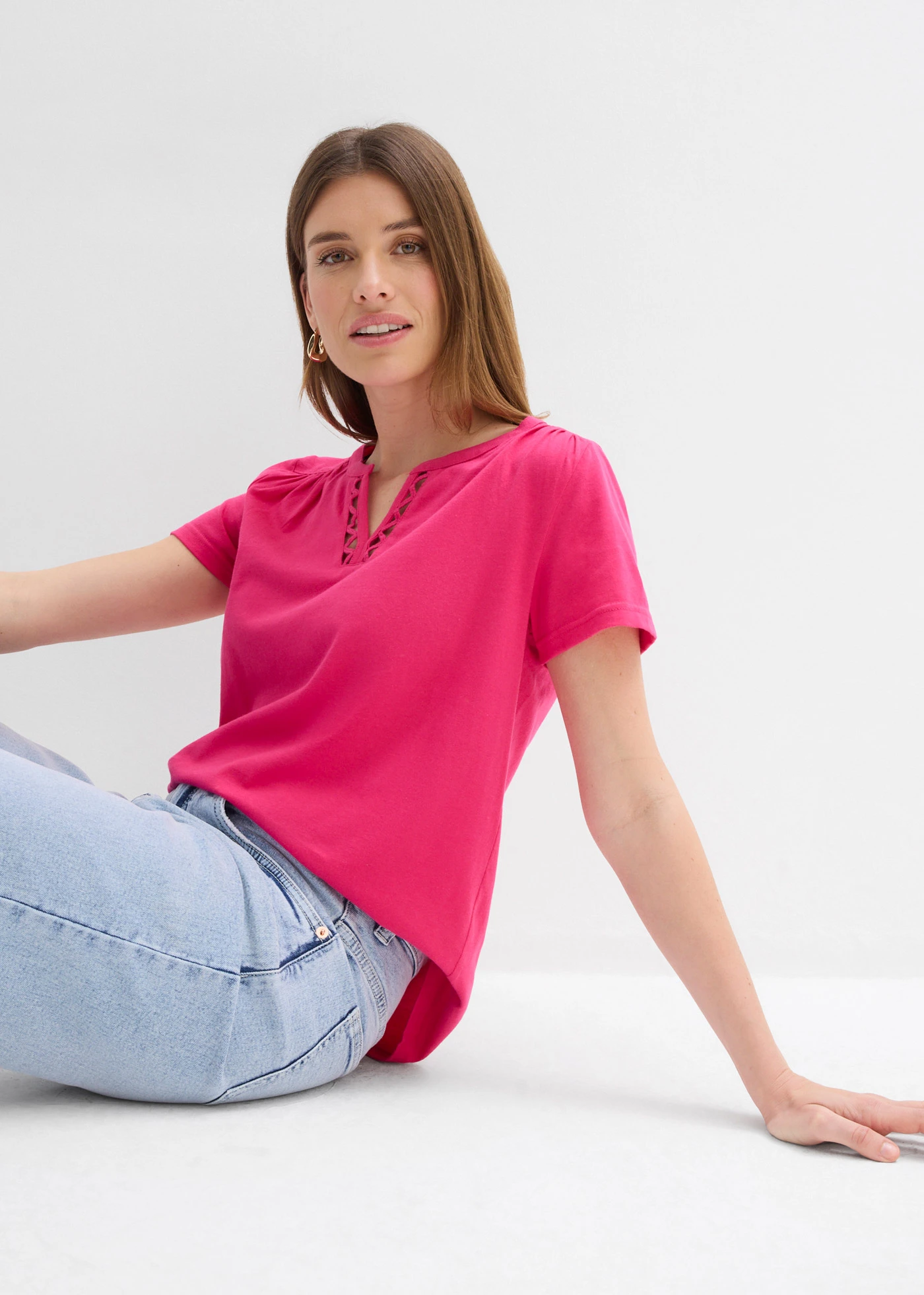 Tričko s dekoratívnym výstrihom • pinklady • obchod bonprix