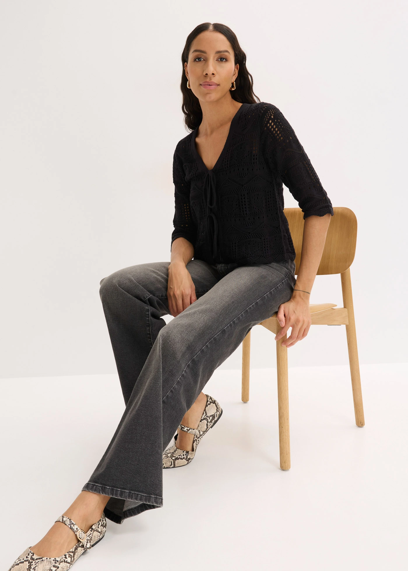 Ajour vest met strikbandjes • zwart • bonprix online shop