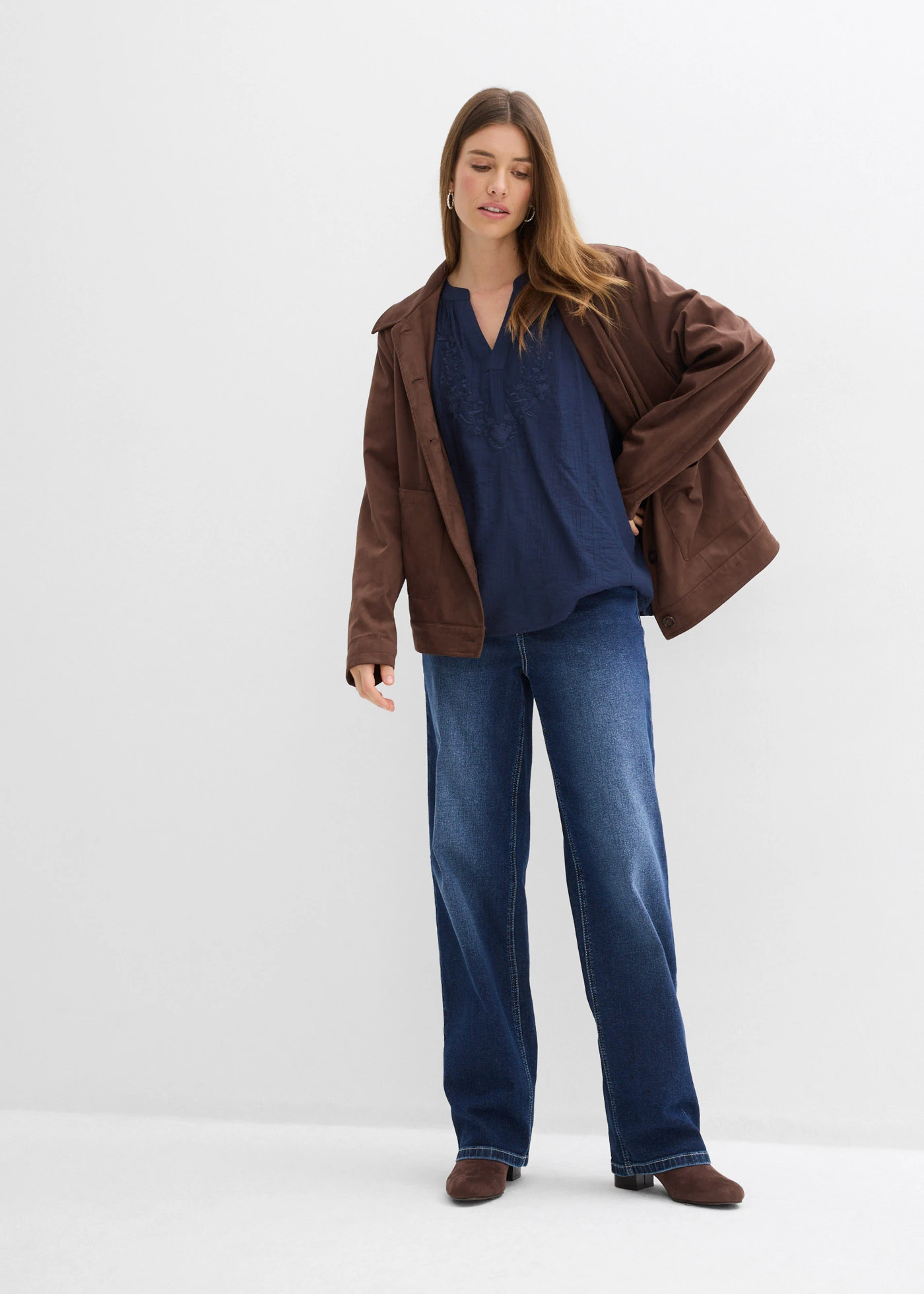 Blouse met korte mouwen van gestructureerde crinkle • donkerblauw • bonprix online shop