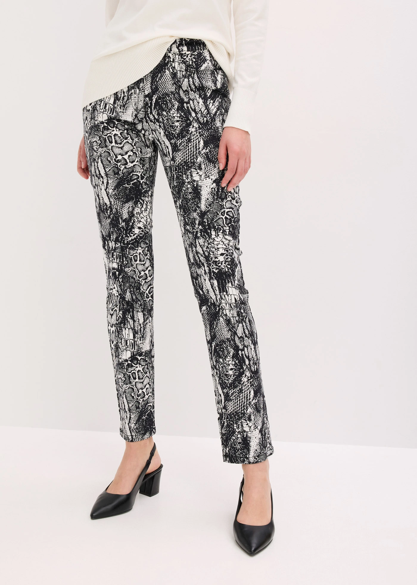 Stretch broek • zwart-parelwit slangenprint • bonprix online shop