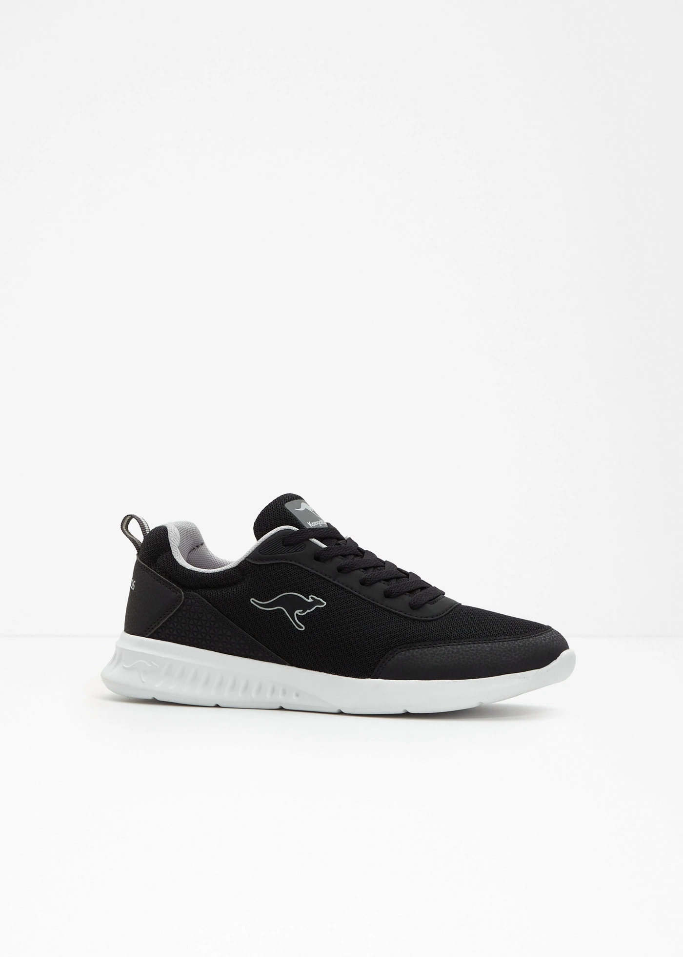 Baskets Kangaroos à semelle légère • noir • Boutique bonprix