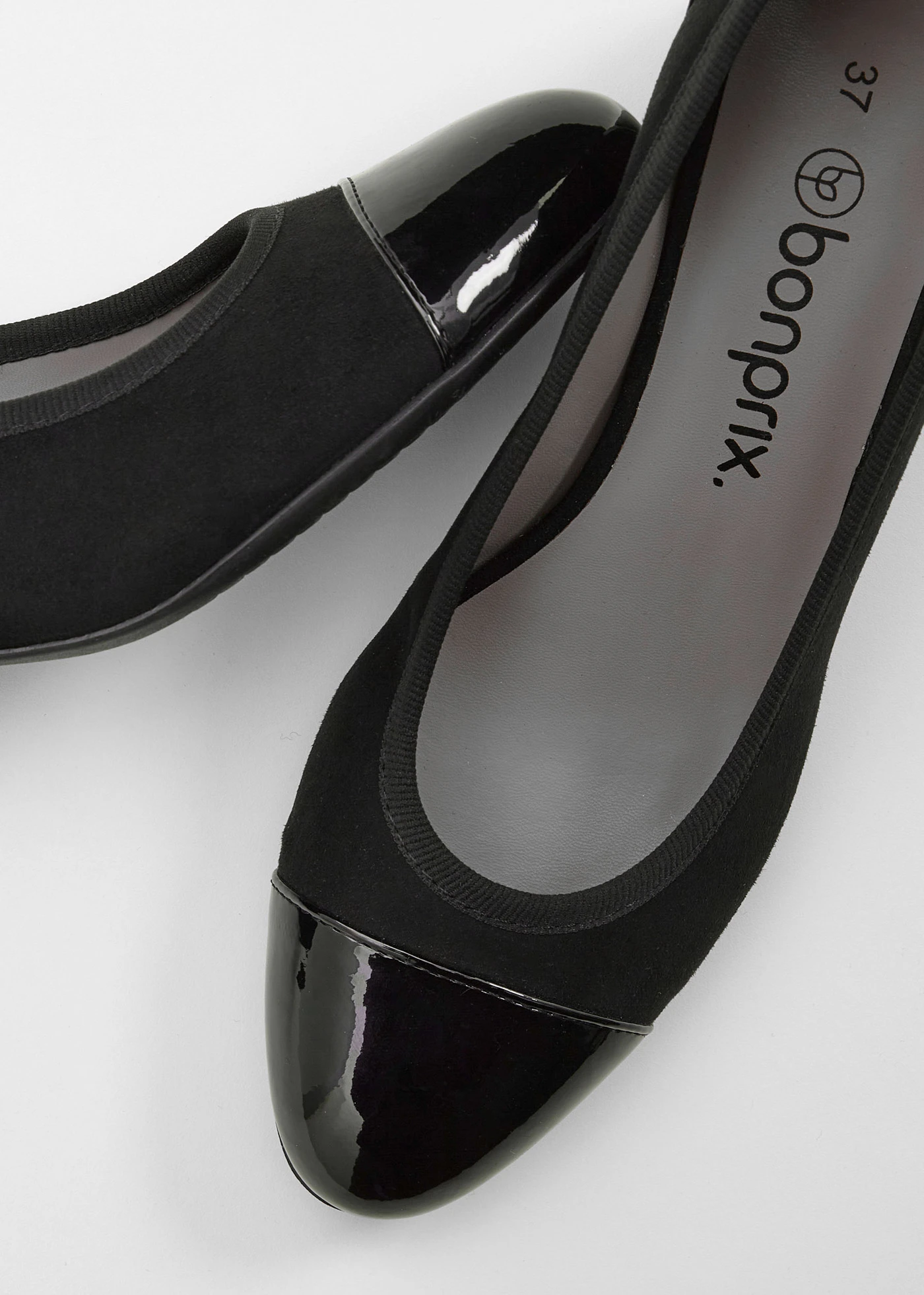 Pantofi pumps cu toc pătrat • negru • magazin bonprix