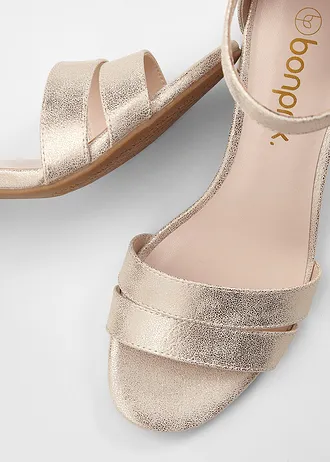 Sandaletten met een blokhak • goudkleur • bonprix online shop