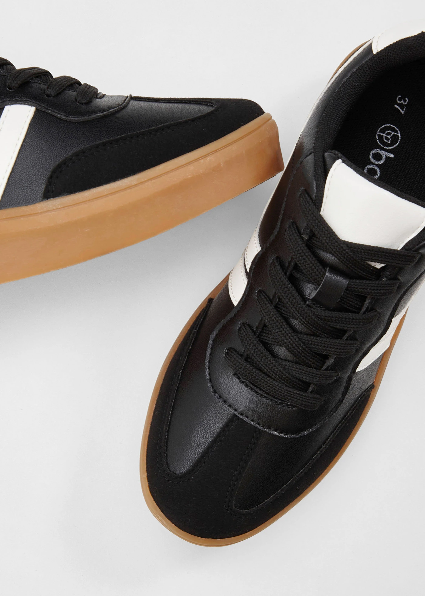 Tenisky na platforme, Retrolook • čierna/biela • obchod bonprix