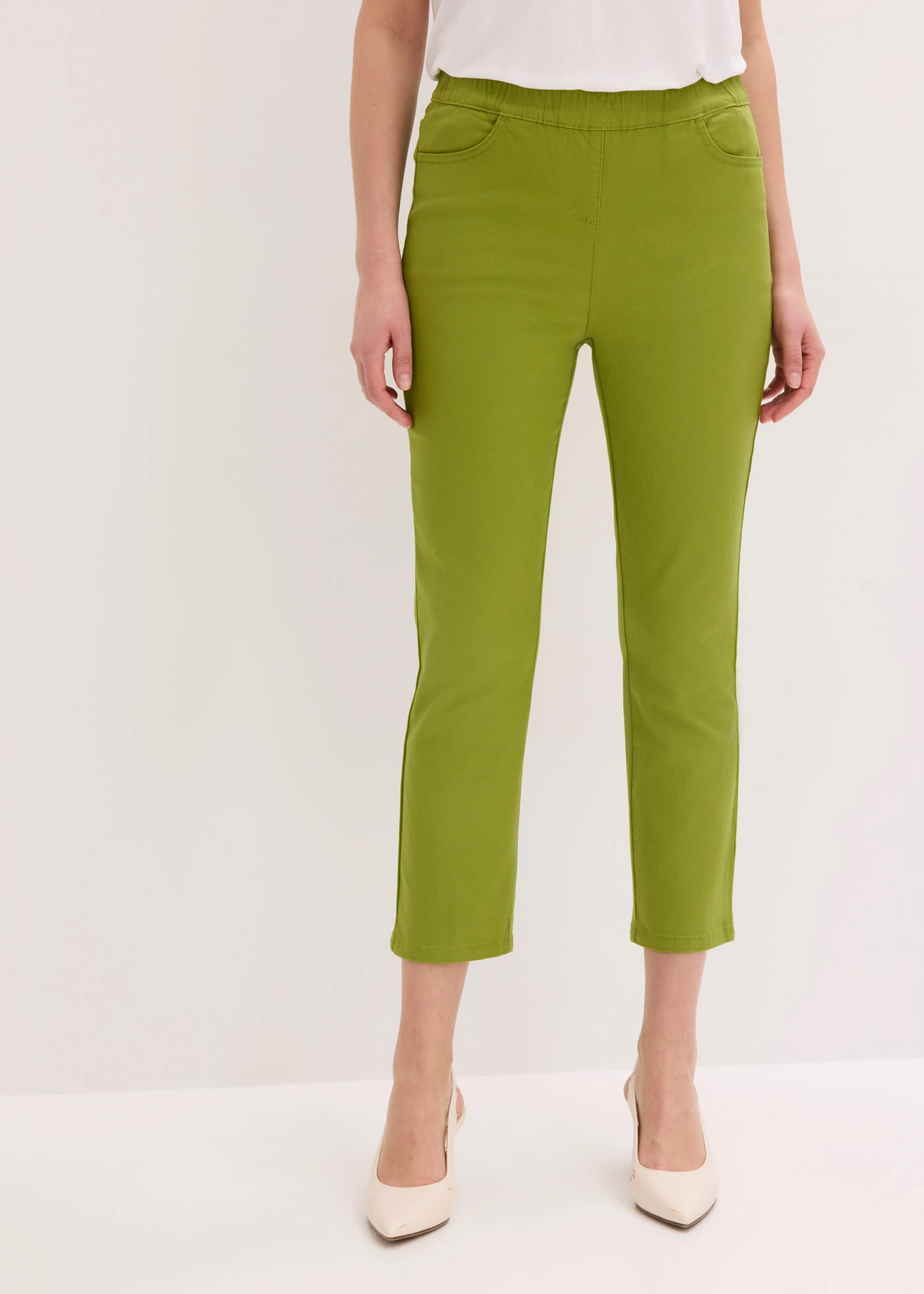 Pantalon 7/8 à taille élastiquée • vert mousse • Boutique bonprix