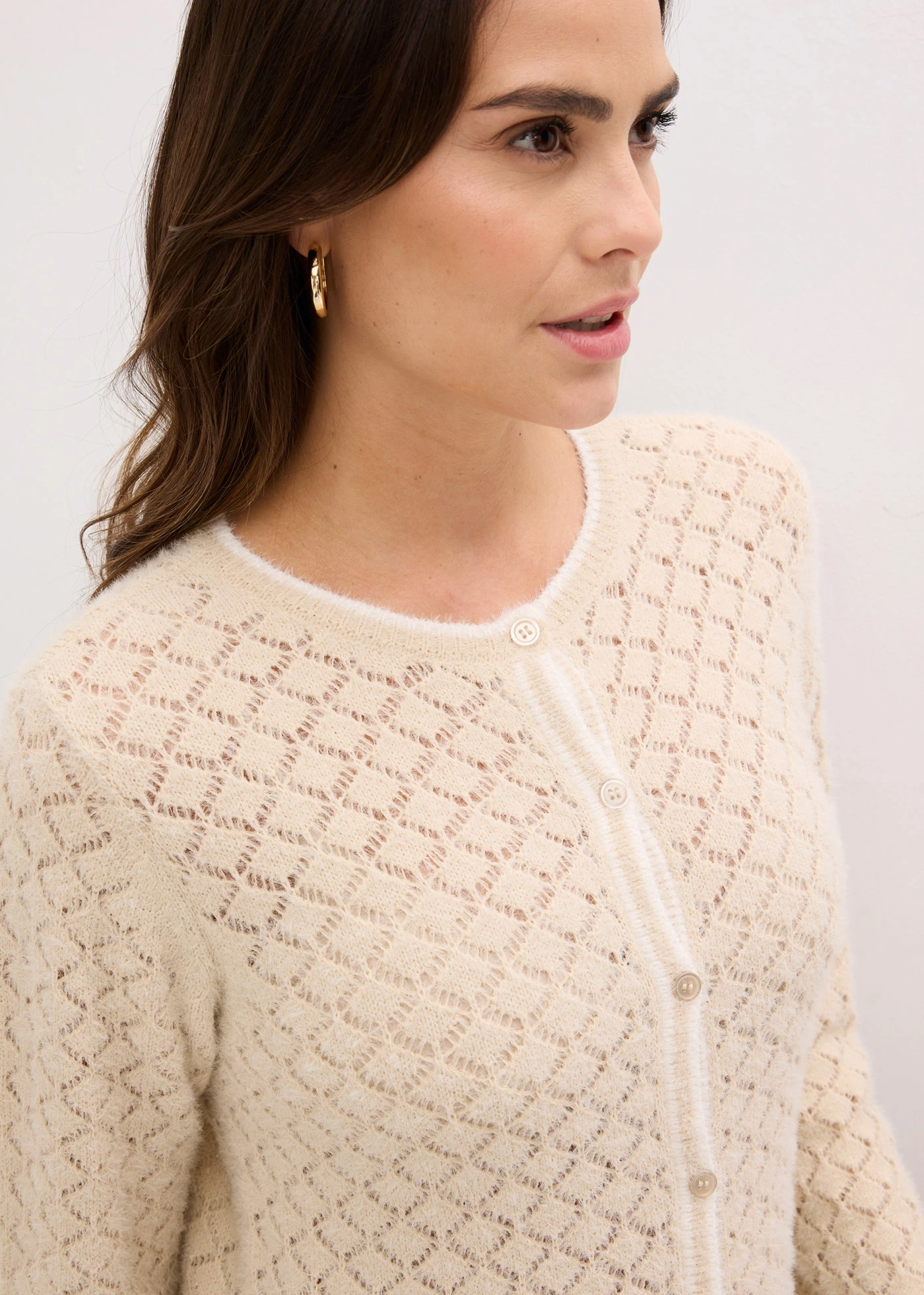 Ajour vest met verengaren • lichtsand-wolwit • bonprix online shop