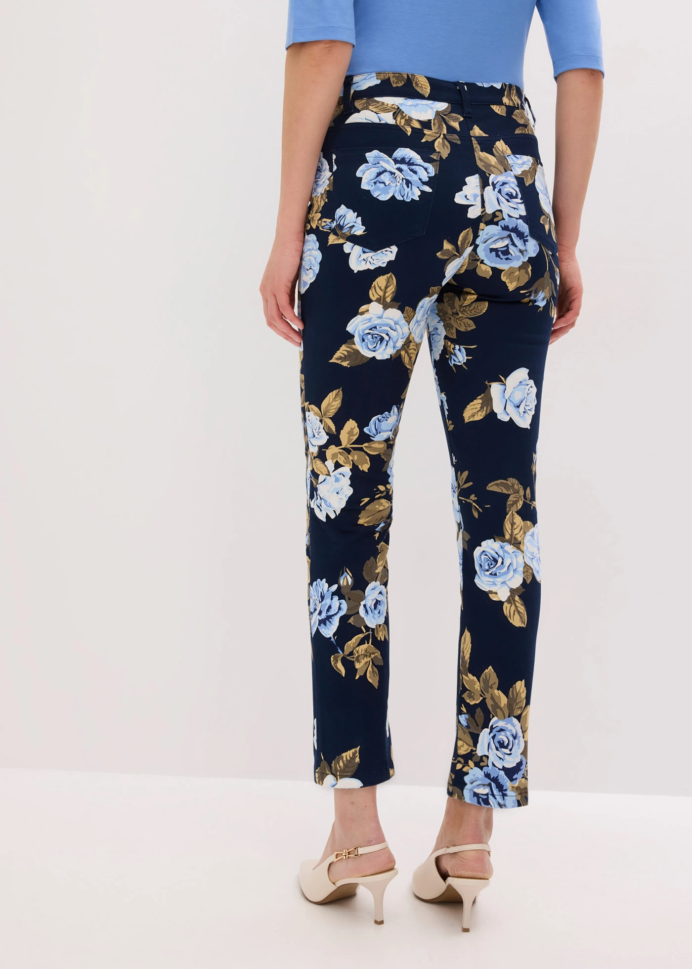 7/8 stretchbroek van katoen • donkerblauw gebloemd • bonprix online shop