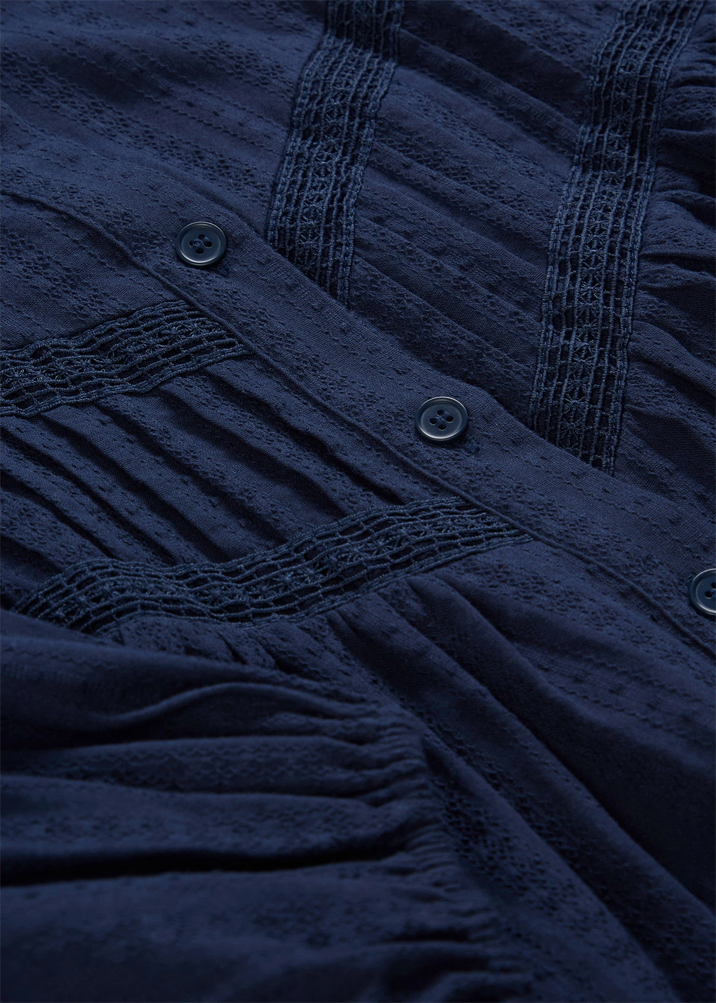 Chemisier brodé en coton • bleu foncé • Boutique bonprix