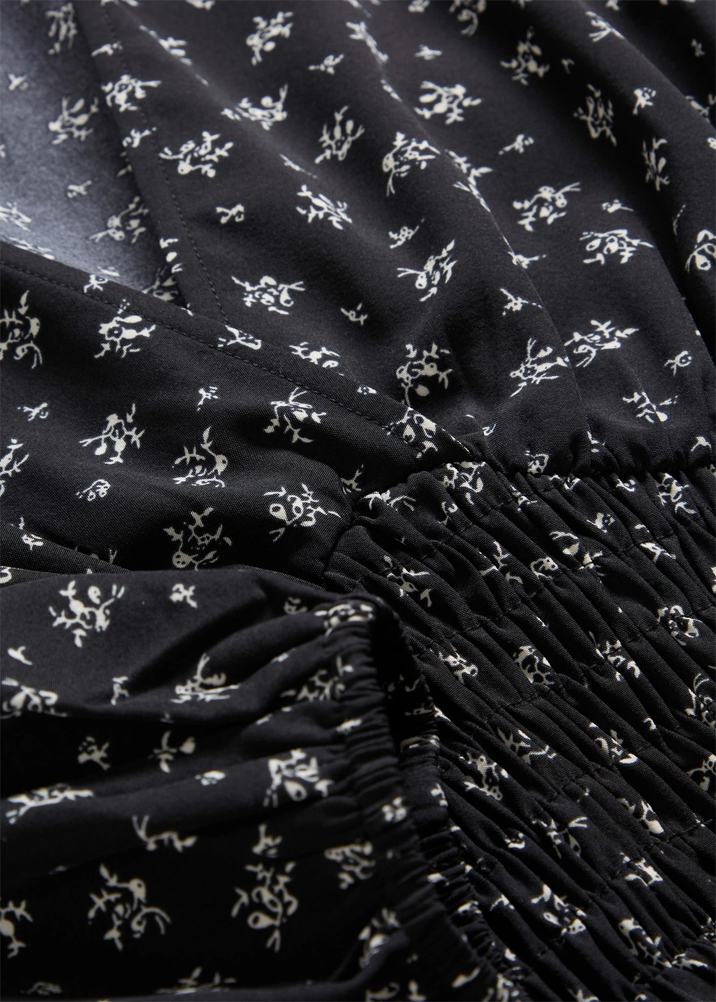 Mini jurk met pofmouwtjes • zwart-wit gedessineerd • bonprix online shop