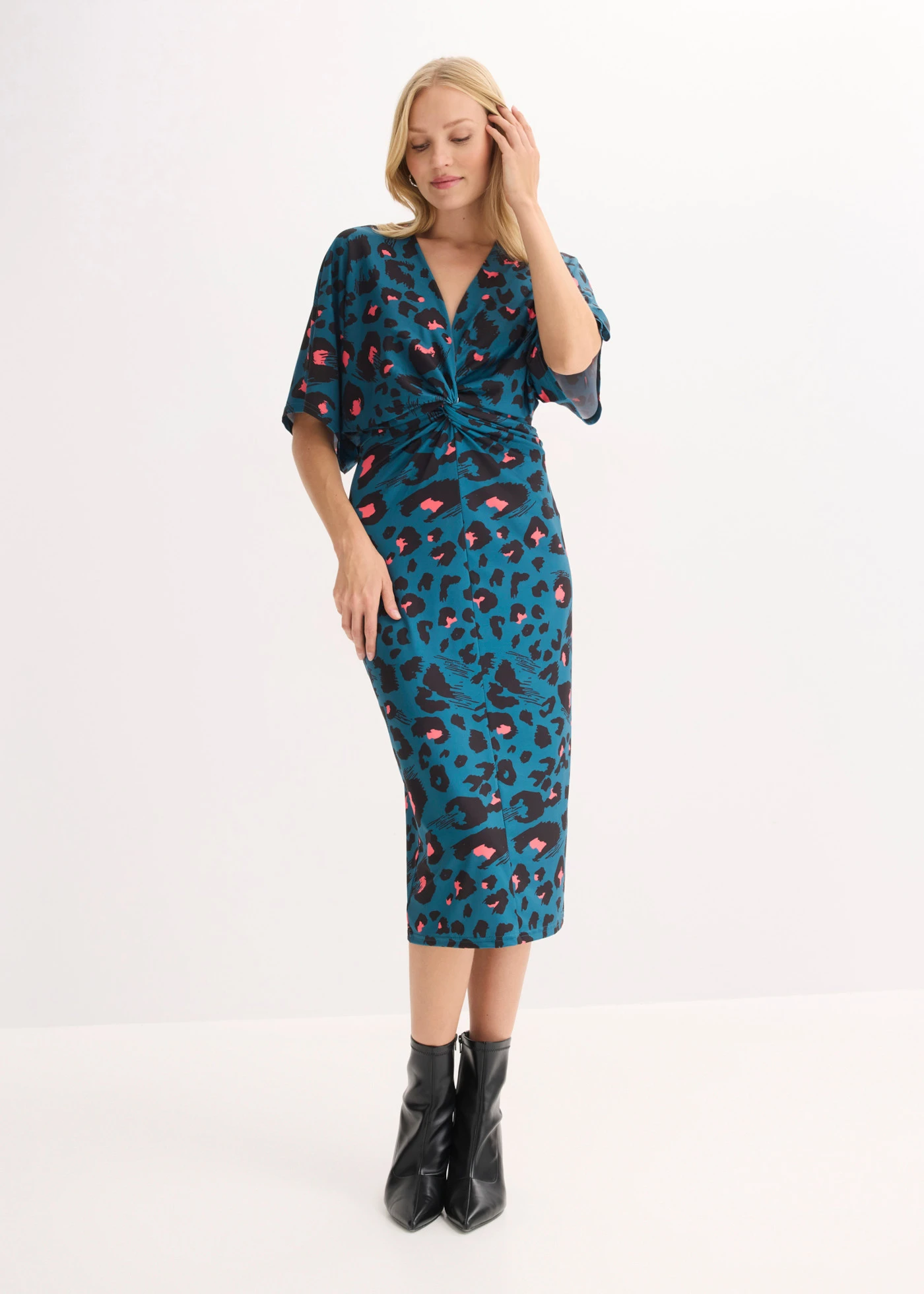 Robe midi à décolleté plongeant • vert poivre • Boutique bonprix