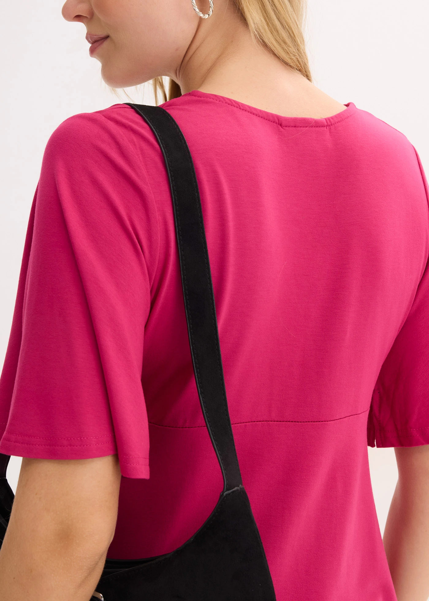 Jersey shirt met diep decolleté • bessenrood • bonprix online shop