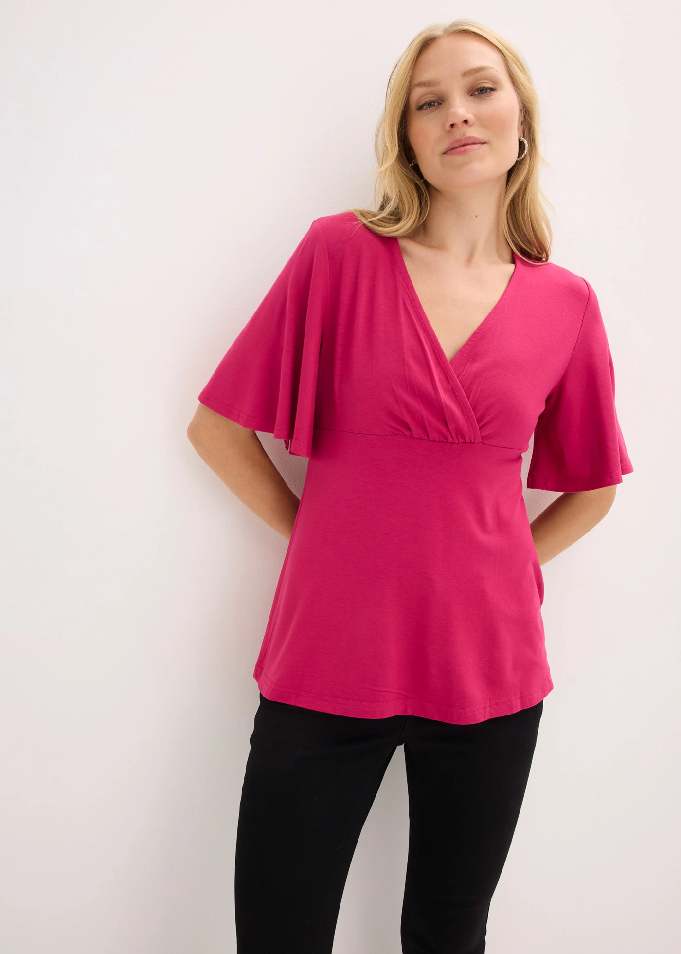 Jersey shirt met diep decolleté • bessenrood • bonprix online shop