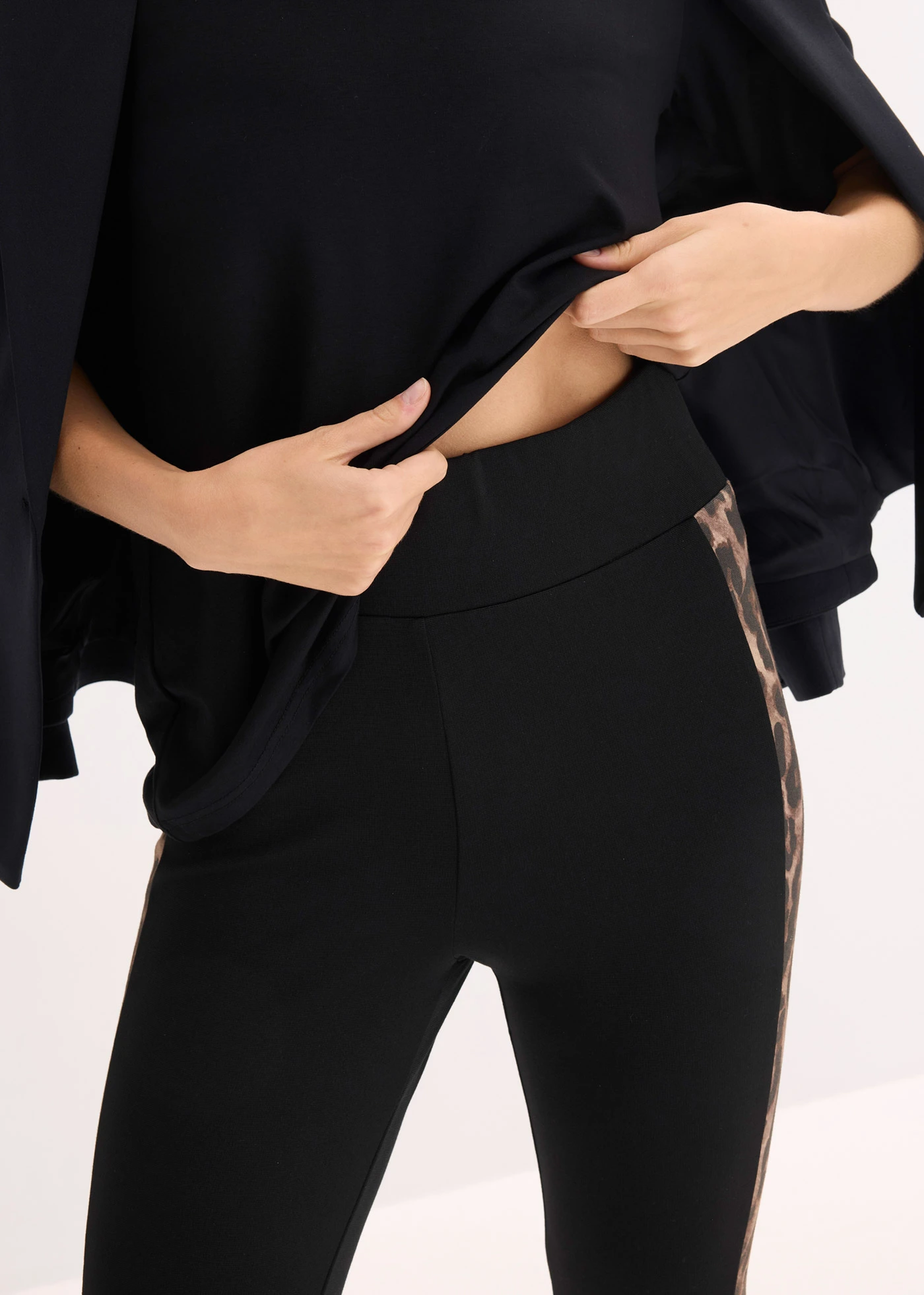Legging met hoge taille • zwart met luipaardprint • bonprix online shop