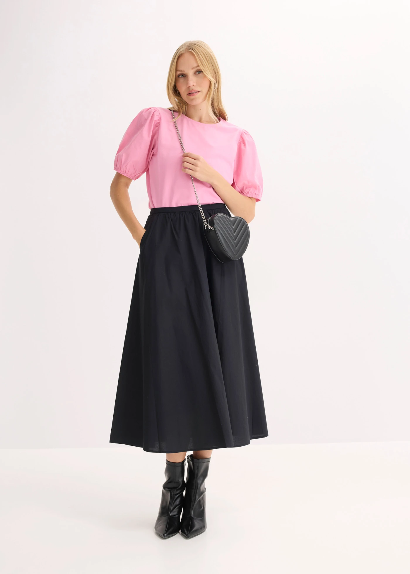 Jupe midi en coton extensible • noir • Boutique bonprix