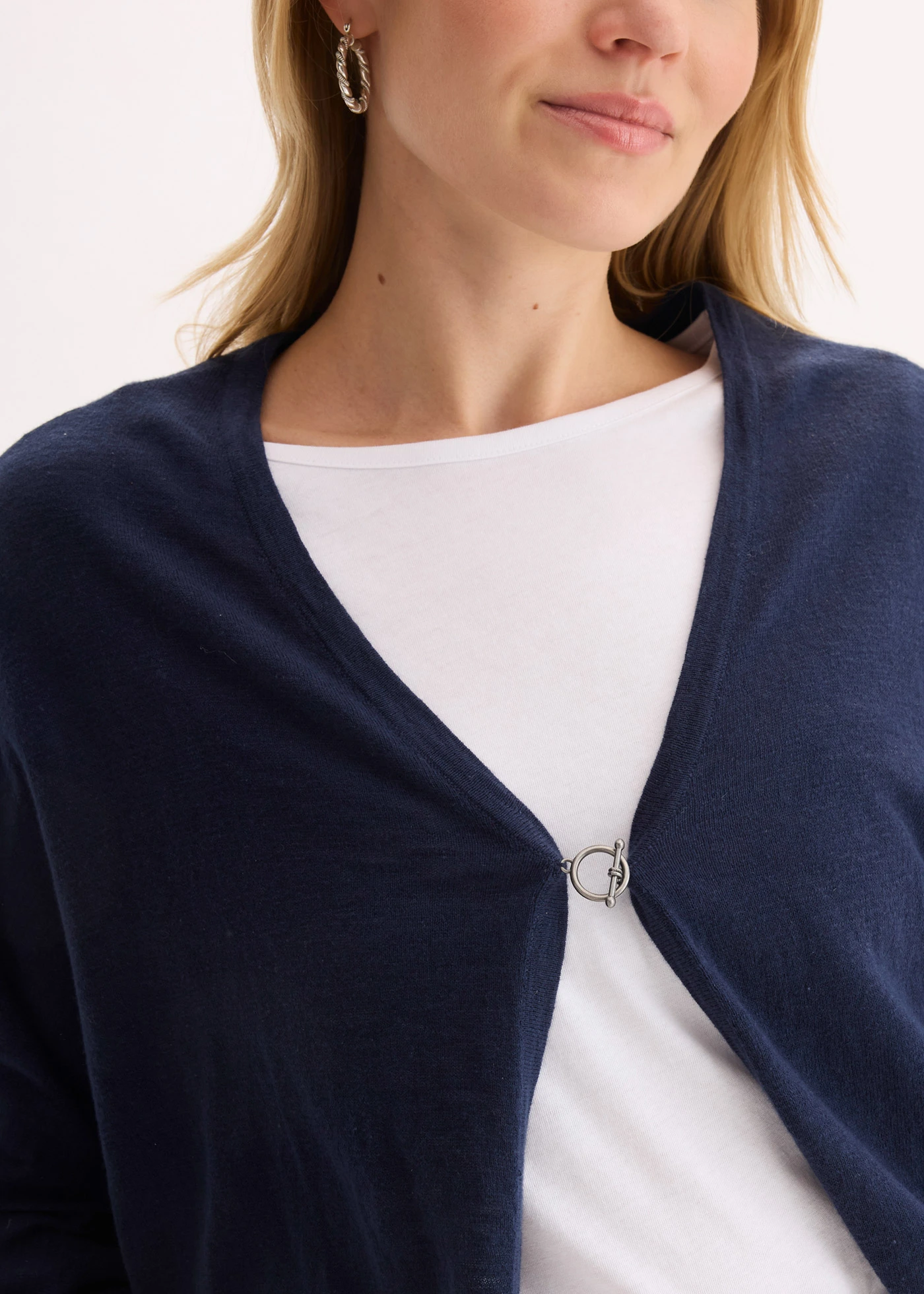 Gilet en fine maille 100% coton • bleu foncé • Boutique bonprix