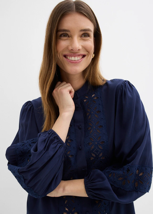 Blouse met kant van een soepele viscosemix • donkerblauw • product-page.page-title-suffix