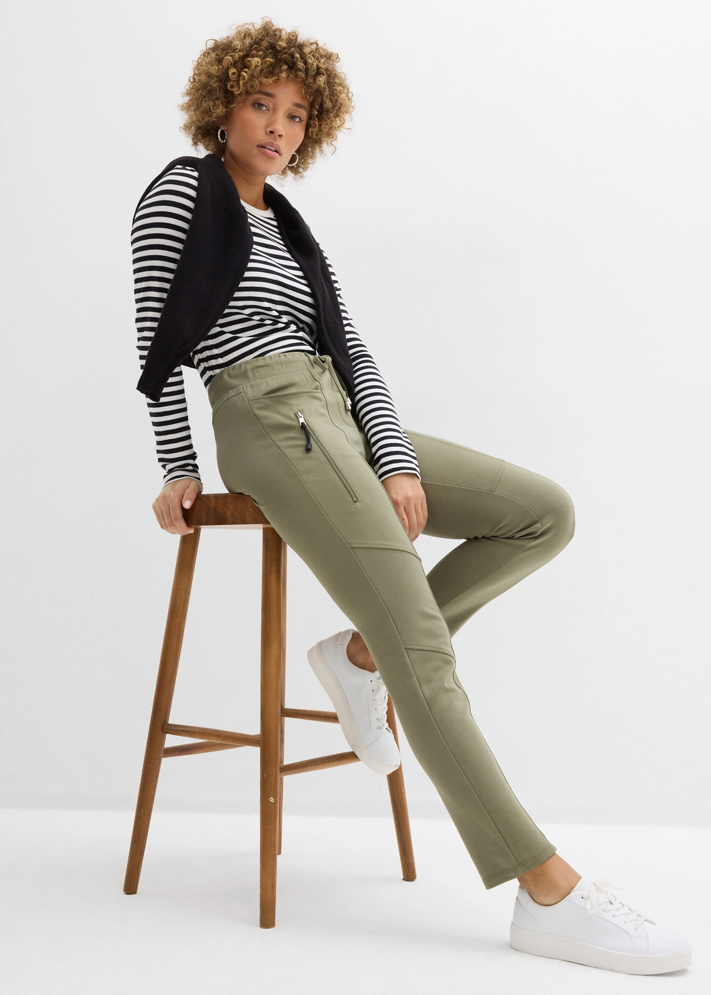 Pantalon à taille élastiquée en Punto di Roma confortable • olive • Boutique bonprix