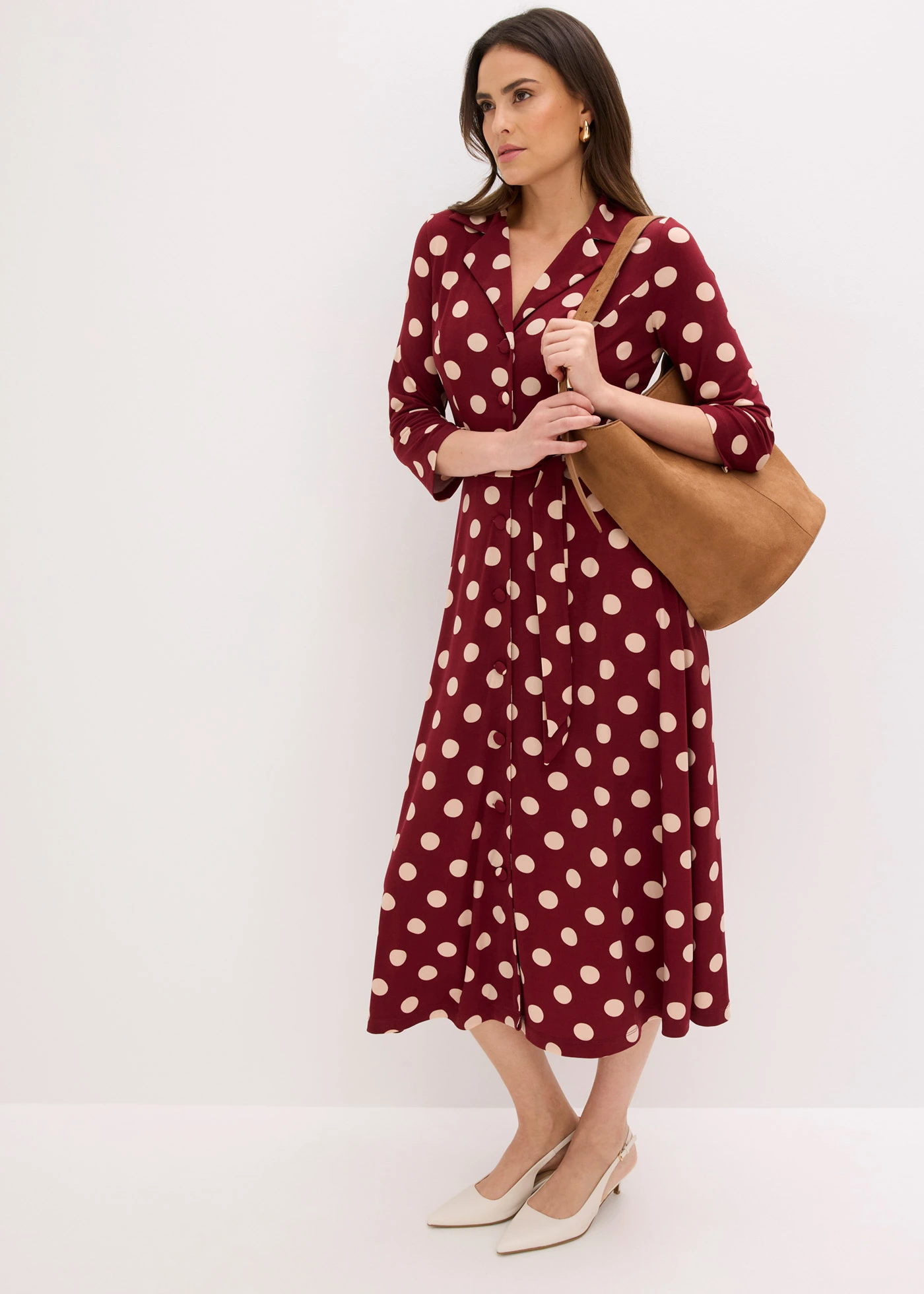 Rochie tip cămașă cu cordon (set/2 piese) • roşu rubiniu/bej mat punctat • magazin bonprix