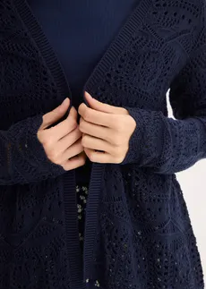 Jachetă tricotată cu model ajurat • bleumarin • magazin bonprix