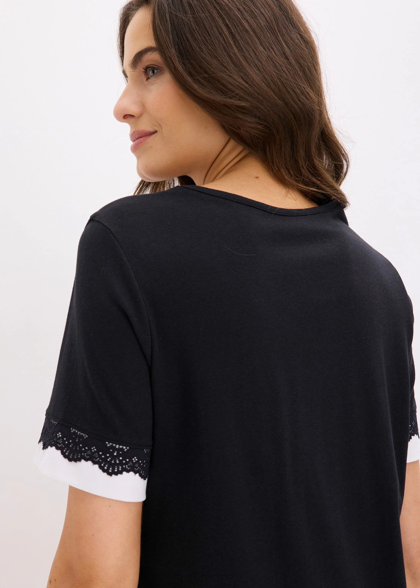 Shortama in een zachte viscosemix • zwart/wit • bonprix online shop