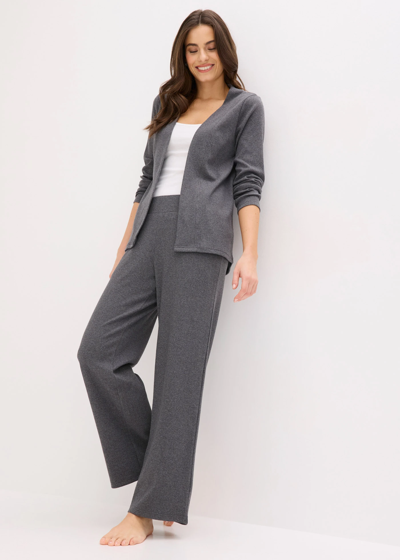 Tenue d’intérieur en matière côtelée • anthracite chiné • Boutique bonprix