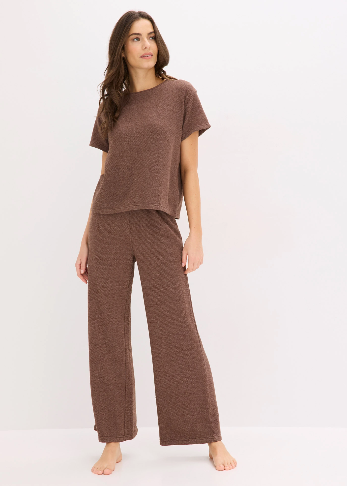 Ensemble d’intérieur en matière douce et texturée • marron chiné • Boutique bonprix