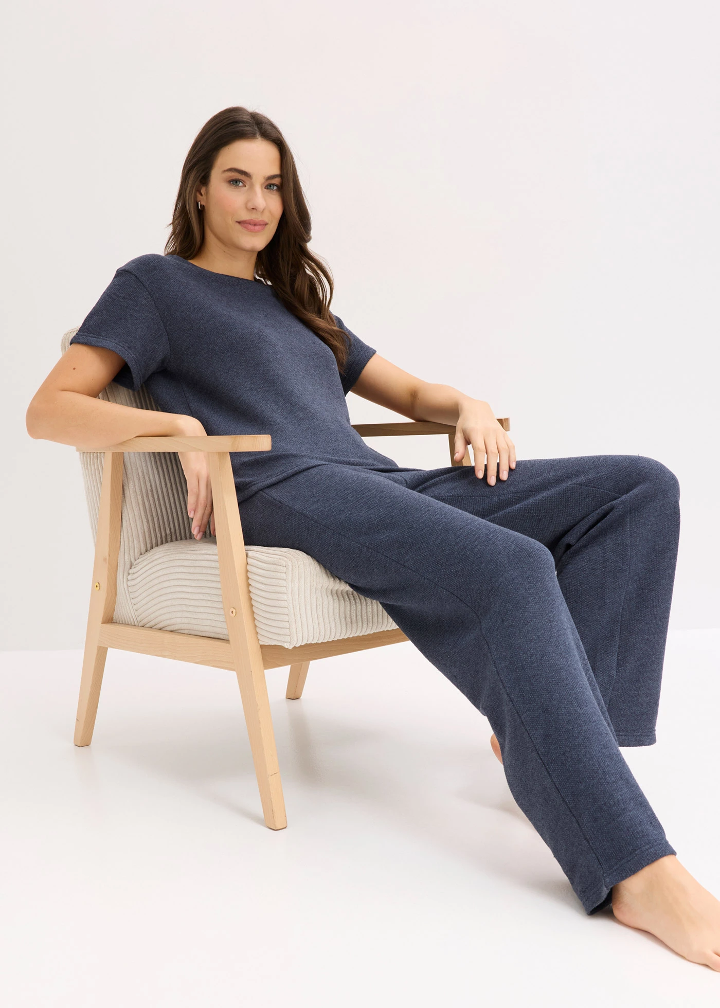 Domácí souprava z měkkého strukturovaného materiálu • tmavě modrá melír • bonprix obchod