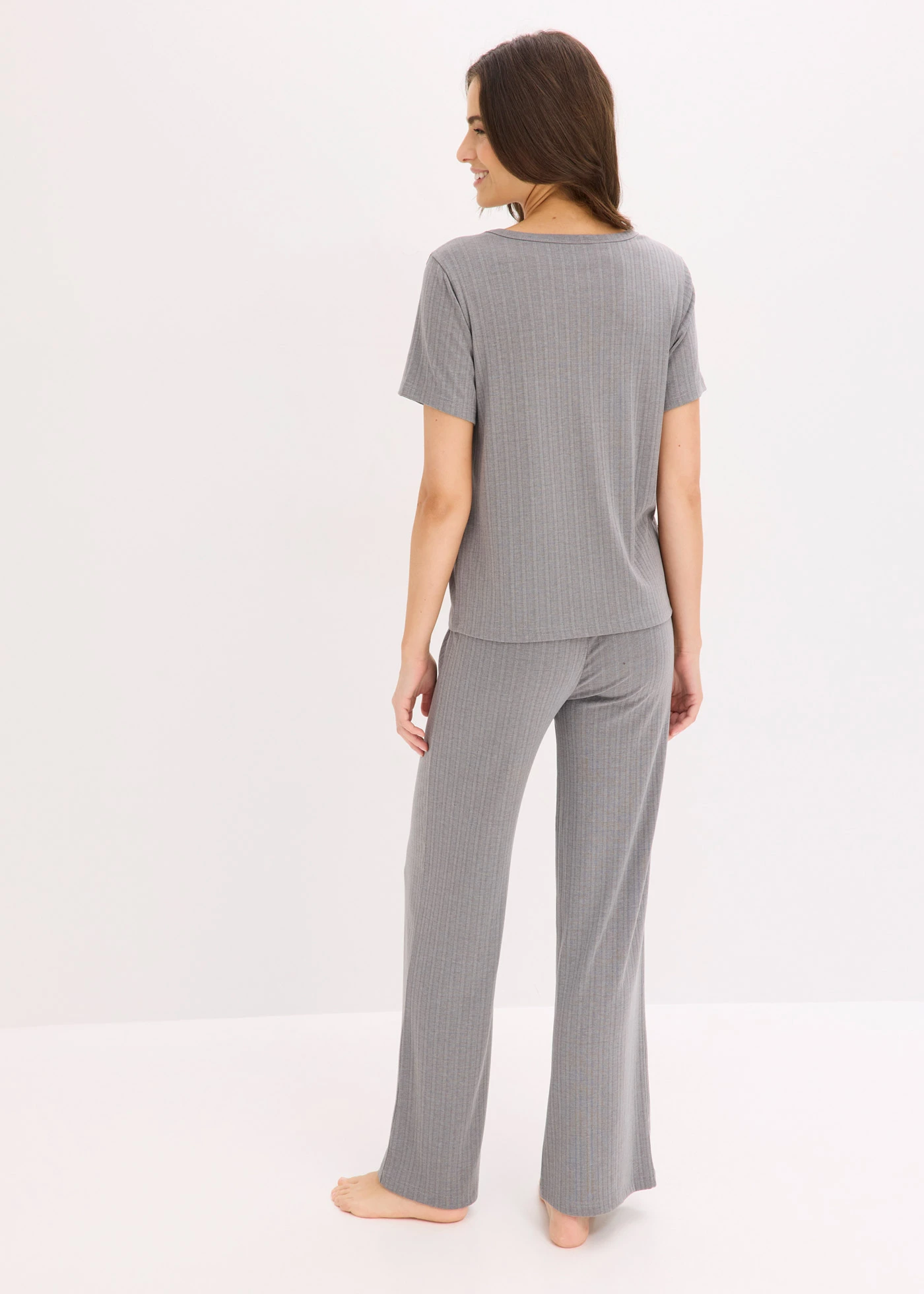 Geribd huispak met viscose • grijs gemêleerd • bonprix online shop