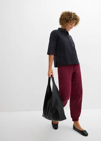 Pantalon en gaze de coton avec ceinture smockée • rouge érable • Boutique bonprix