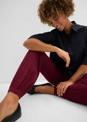 Mousseline broek met gesmokte band • esdoornrood • bonprix online shop