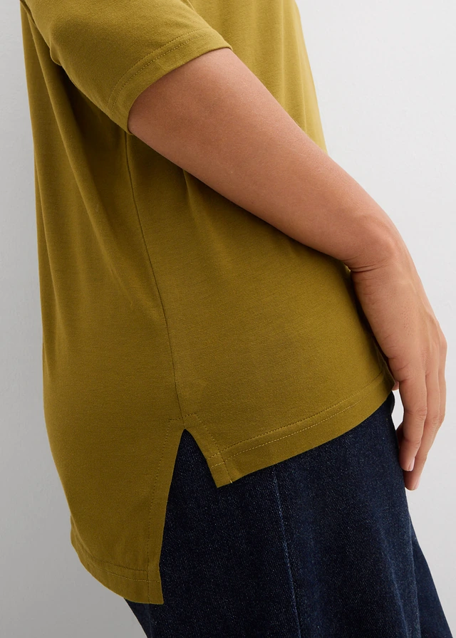 Boxy shirt in een zachte viscosemix • natuurgroen • product-page.page-title-suffix