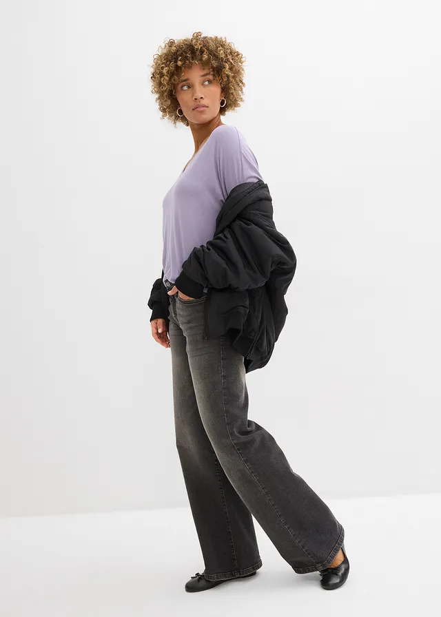 Longshirt in een fijne viscosemix zwart