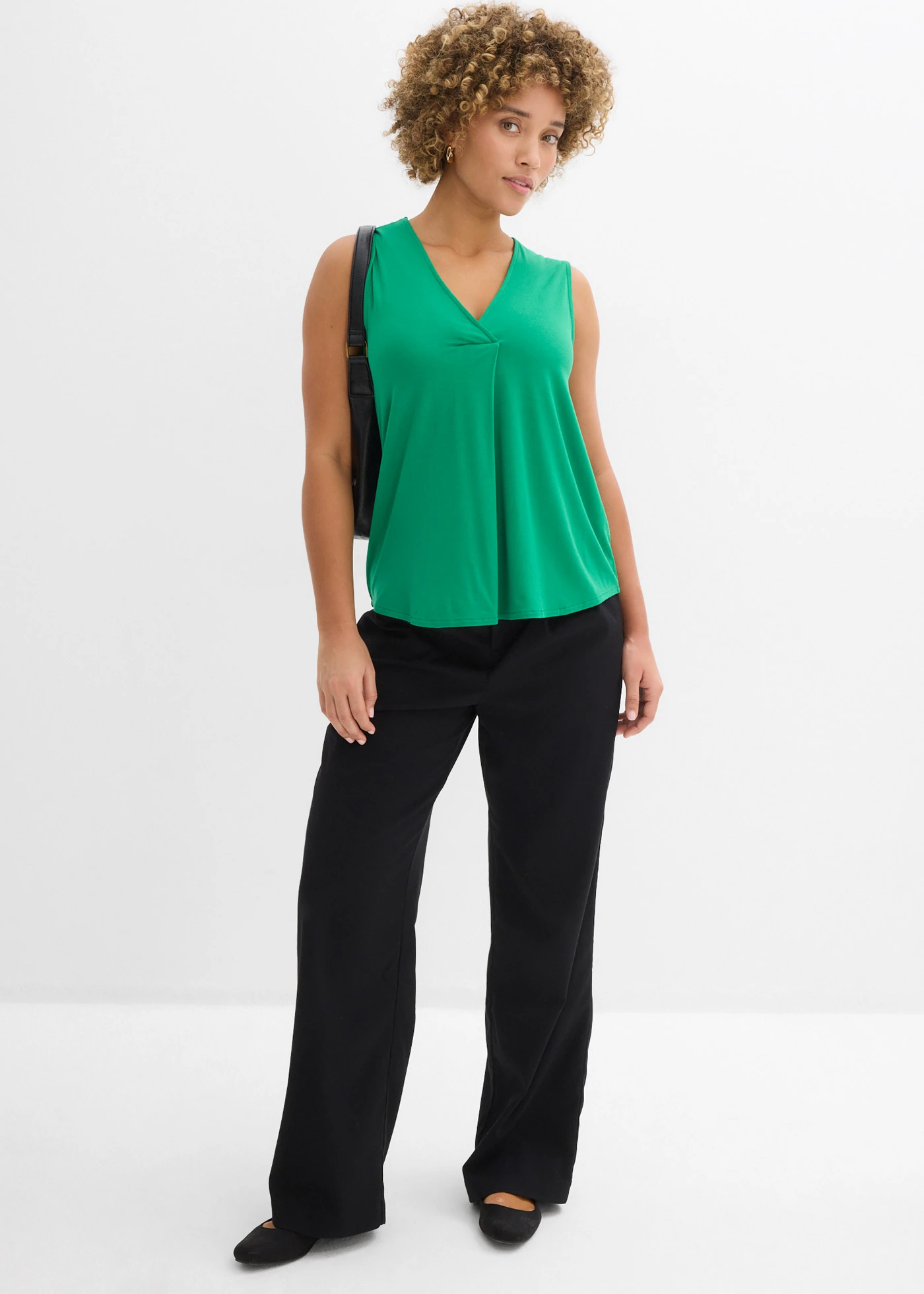 Top doux en jersey viscose • vert aventurine • Boutique bonprix