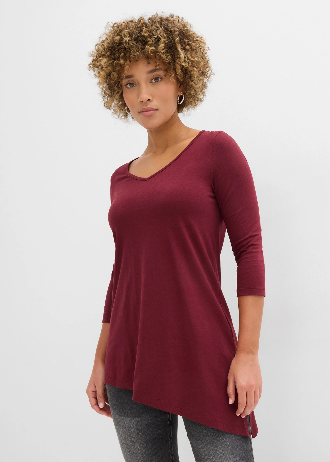 T-shirt long en coton et viscose • rouge érable • Boutique bonprix