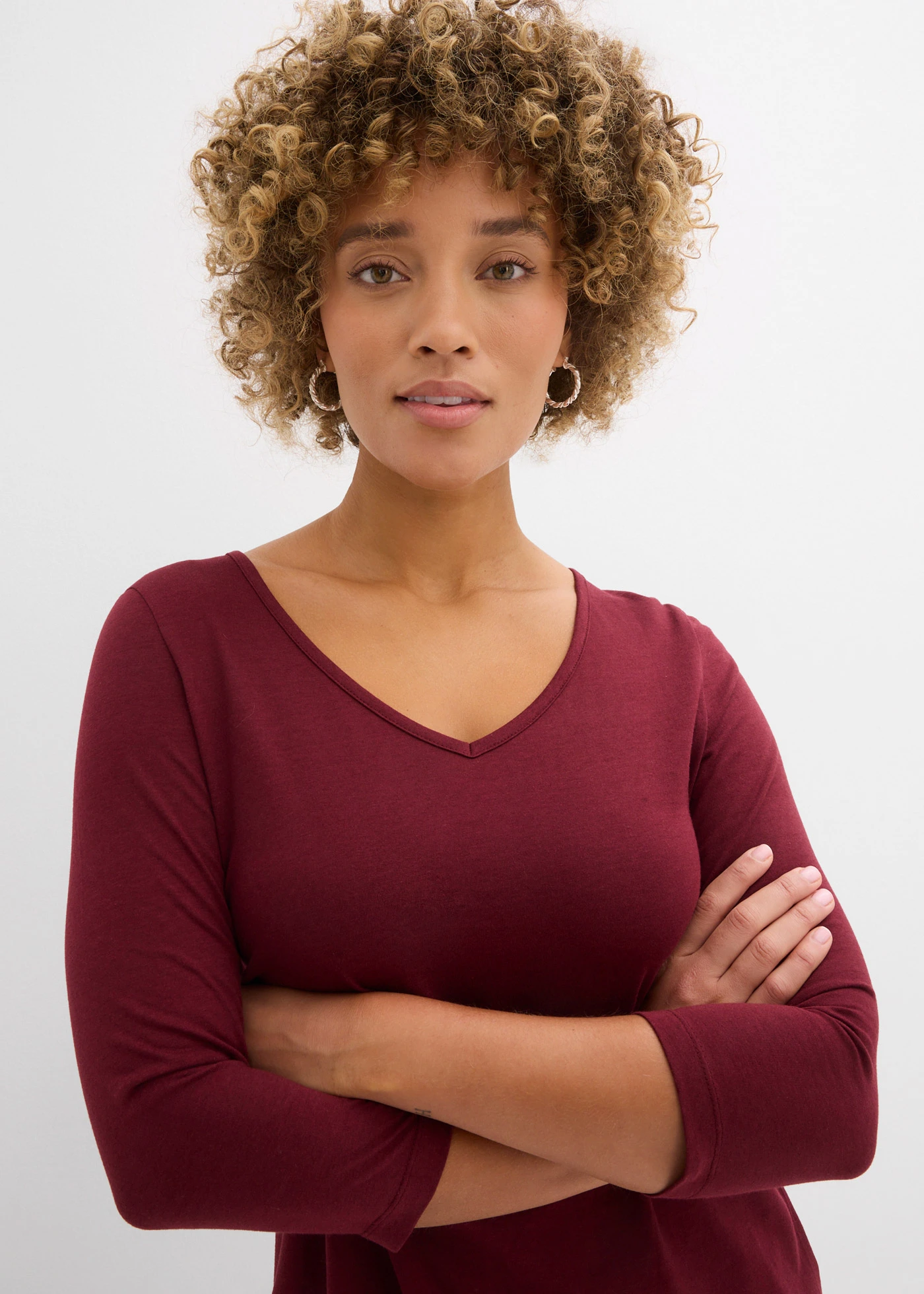 T-shirt long en coton et viscose • rouge érable • Boutique bonprix