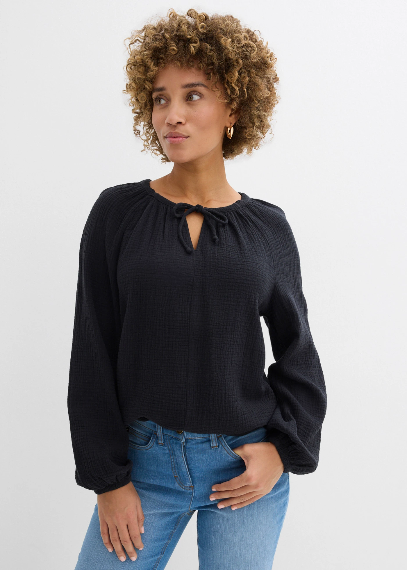 Blouse van luchtige mousseline • zwart • bonprix online shop