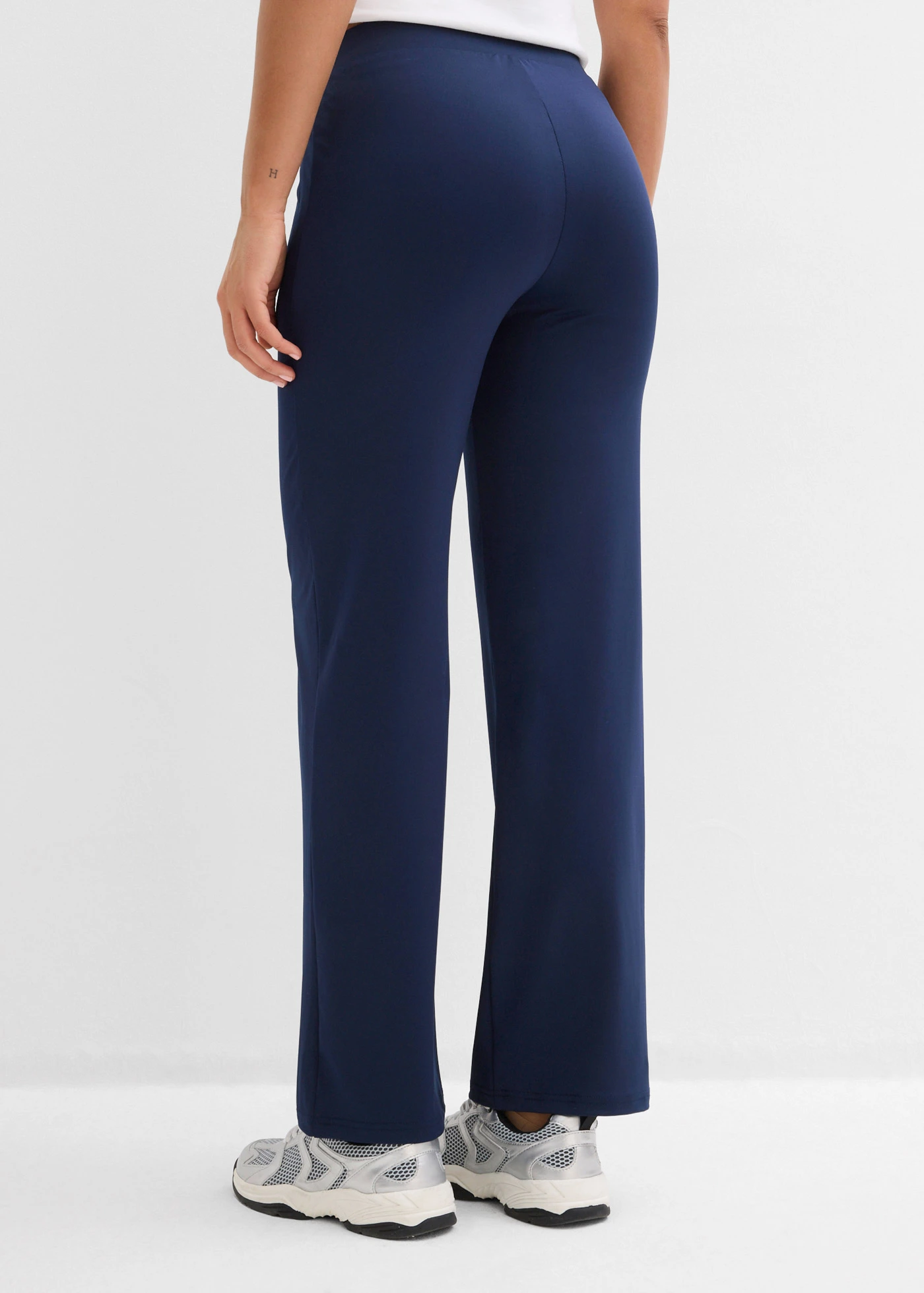 Allround sportlegging met ritszakken • donkerblauw • bonprix online shop