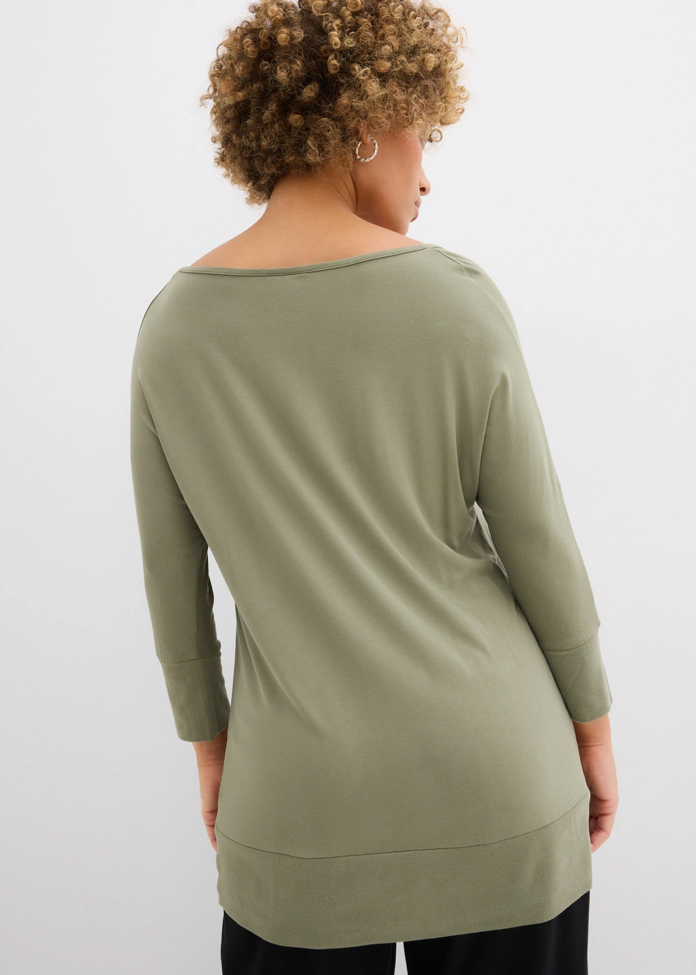 T-shirt oversize en viscose fluide • olive • Boutique bonprix